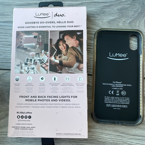 LuMee LIGHTED Case for iPhone XR, Silver Mirror version. (Gently Used In Box) - Picture 2 of 2